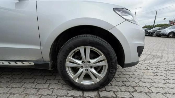 Hyundai Santa Fe II Рестайлинг с пробегом 2011 года, цена 975 000 рублей, 398236 км, внедорожник, Автокод Объявления