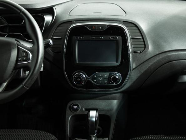 Renault Kaptur I с пробегом 2017 года, цена 1 709 700 рублей, 44581 км, внедорожник, Автокод Объявления