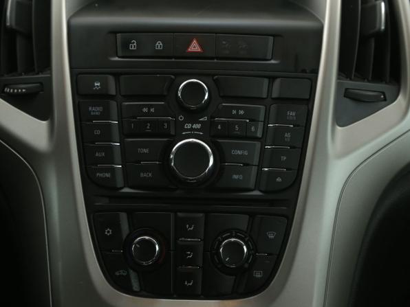 Opel Astra J с пробегом 2011 года, цена 527 000 рублей, 185500 км, хэтчбек, Автокод Объявления