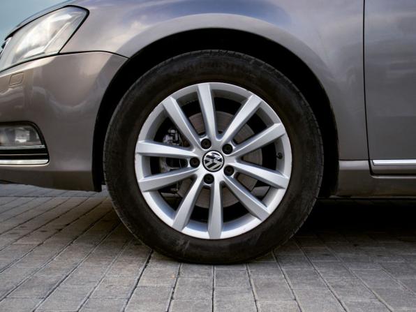 Volkswagen Passat B7 с пробегом 2011 года, цена 1 249 000 рублей, 198021 км, седан, Автокод Объявления
