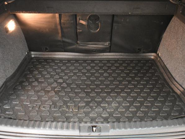 Volkswagen Tiguan I Рестайлинг с пробегом 2014 года, цена 1 659 000 рублей, 95239 км, внедорожник, Автокод Объявления