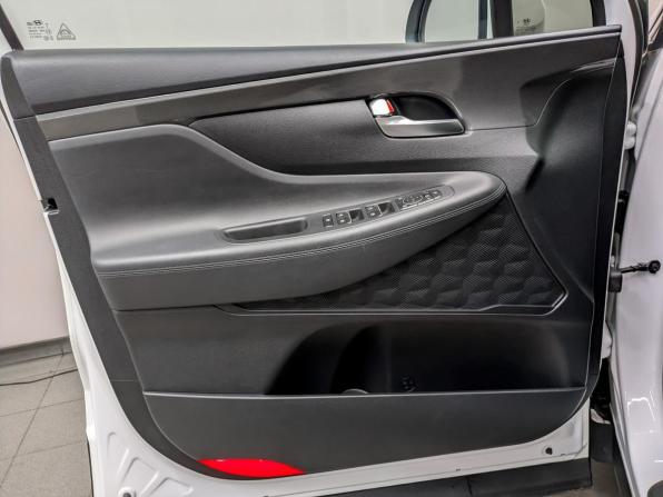 Hyundai Santa Fe IV Рестайлинг с пробегом 2020 года, цена 3 355 000 рублей, 81997 км, внедорожник, Автокод Объявления