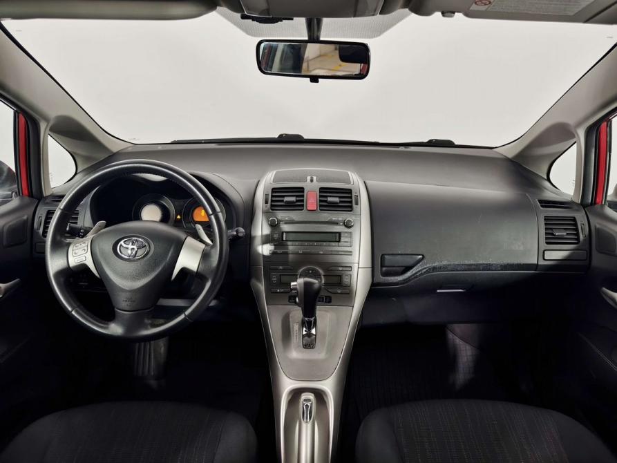 Toyota Auris I Санкт-Петербург  - изображение 10