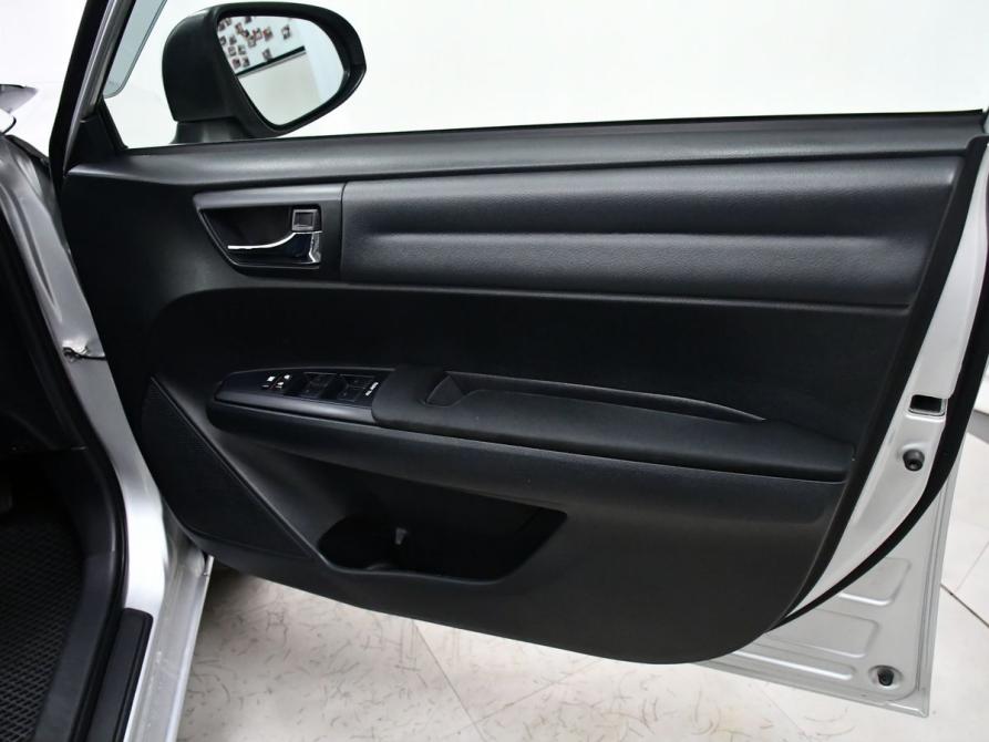 Toyota Corolla XI (E160 E170 E180) Рестайлинг 1 Новосибирск  - изображение 17