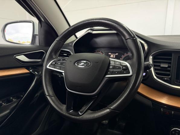 Lada (ВАЗ) Vesta I Рестайлинг (NG) с пробегом 2023 года, цена 1 249 000 рублей, 98600 км, седан, Автокод Объявления