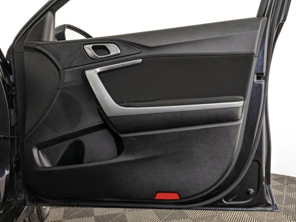 Kia Ceed III с пробегом 2019 года, цена 1 555 000 рублей, 124597 км, универсал, Автокод Объявления