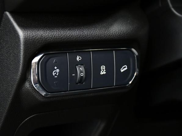 Haval Jolion I Рестайлинг с пробегом 2024 года, цена 2 227 000 рублей, 51557 км, внедорожник, Автокод Объявления
