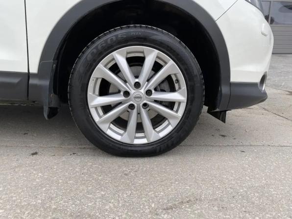 Nissan Qashqai II с пробегом 2014 года, цена 1 395 000 рублей, 176945 км, внедорожник, Автокод Объявления