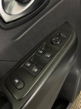 Renault Kaptur I Рестайлинг с пробегом 2020 года, цена 1 641 000 рублей, 82406 км, внедорожник, Автокод Объявления