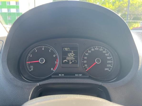 Volkswagen Polo V Рестайлинг с пробегом 2019 года, цена 1 195 300 рублей, 122096 км, седан, Автокод Объявления