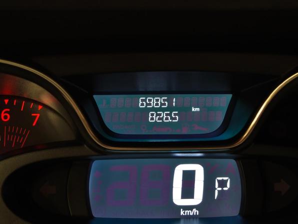 Renault Kaptur I Рестайлинг с пробегом 2021 года, цена 1 719 000 рублей, 69850 км, внедорожник, Автокод Объявления