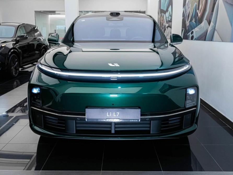 Li Auto (Lixiang) L7 I Рестайлинг Москва  - изображение 3