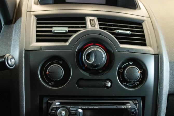 Renault Megane II Рестайлинг с пробегом 2007 года, цена 430 000 рублей, 249940 км, седан, Автокод Объявления