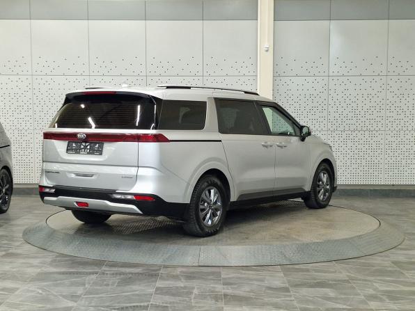 Kia Carnival IV с пробегом 2021 года, цена 2 640 000 рублей, 130993 км, минивэн, Автокод Объявления