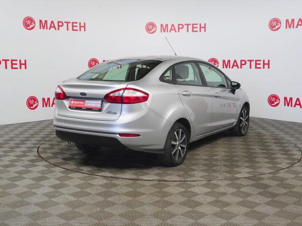 Ford Fiesta Mk6 Рестайлинг с пробегом 2016 года, цена 897 000 рублей, 55700 км, седан, Автокод Объявления