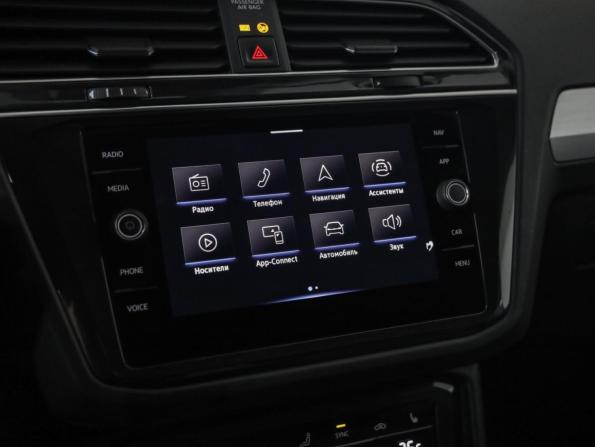 Volkswagen Tiguan II Рестайлинг с пробегом 2021 года, цена 2 499 000 рублей, 151477 км, внедорожник, Автокод Объявления