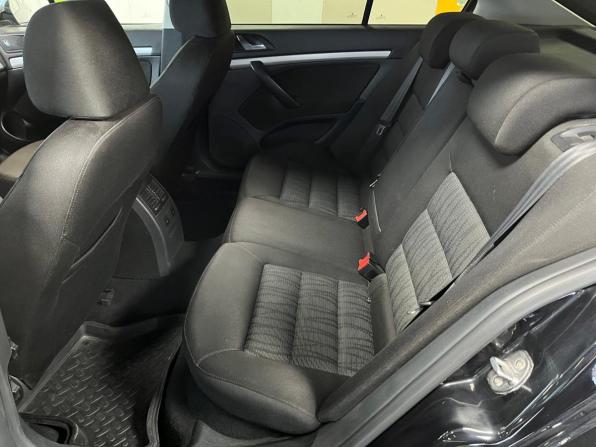 Skoda Octavia II (A5) Рестайлинг с пробегом 2011 года, цена 679 000 рублей, 237000 км, лифтбек, Автокод Объявления