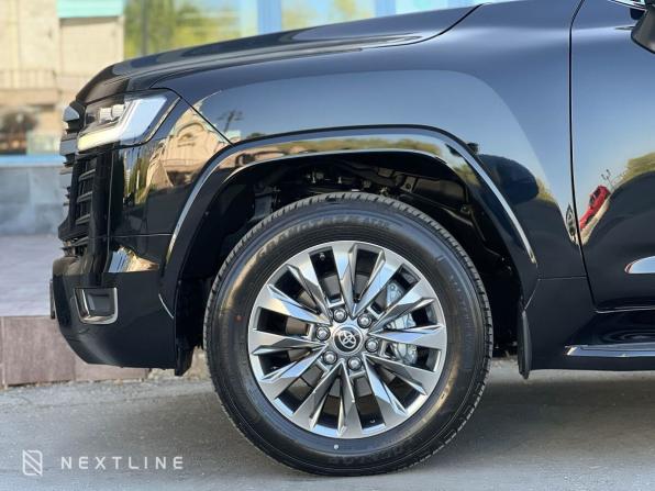 Новый Toyota Land Cruiser 300 Series 2026 года, цена 16 990 000 рублей, внедорожник, Автокод Объявления
