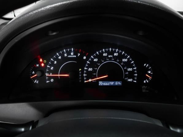 Toyota Camry VI (XV40) Рестайлинг с пробегом 2010 года, цена 1 050 000 рублей, 329368 км, седан, Автокод Объявления