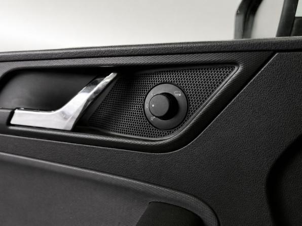 Skoda Rapid I с пробегом 2015 года, цена 999 000 рублей, 175334 км, лифтбек, Автокод Объявления
