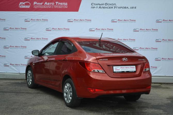 Hyundai Solaris I Рестайлинг с пробегом 2015 года, цена 820 000 рублей, 140670 км, седан, Автокод Объявления