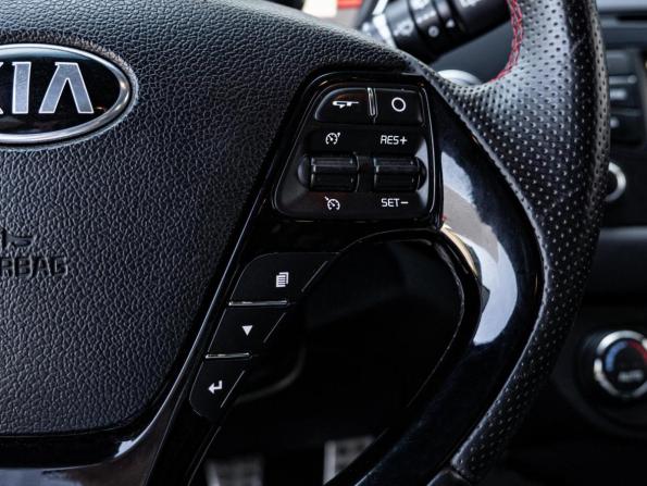 Kia Ceed GT I с пробегом 2014 года, цена 1 299 000 рублей, 140080 км, хэтчбек, Автокод Объявления