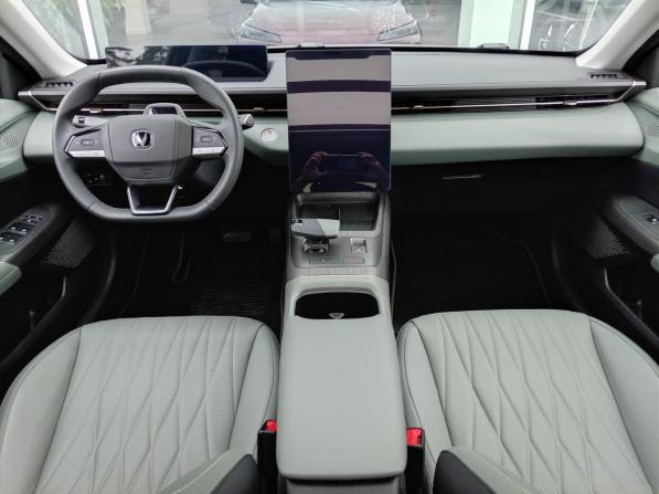 Changan Lamore с пробегом 2024 года, цена 2 040 000 рублей, 26006 км, седан, Автокод Объявления