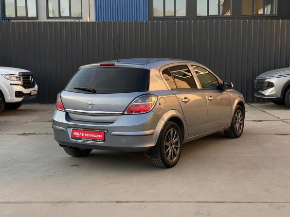 Opel Astra H Рестайлинг с пробегом 2011 года, цена 600 000 рублей, 116245 км, хэтчбек, Автокод Объявления