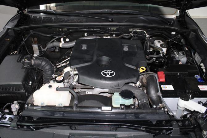 Toyota Hilux VIII Рестайлинг с пробегом 2021 года, цена 7 700 000 рублей, 78452 км, offers.body_type.unknown, Автокод Объявления