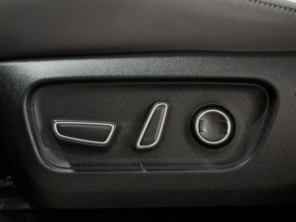 Toyota RAV4 VI (XA60) с пробегом 2026 года, цена 4 200 000 рублей, 23 км, внедорожник, Автокод Объявления