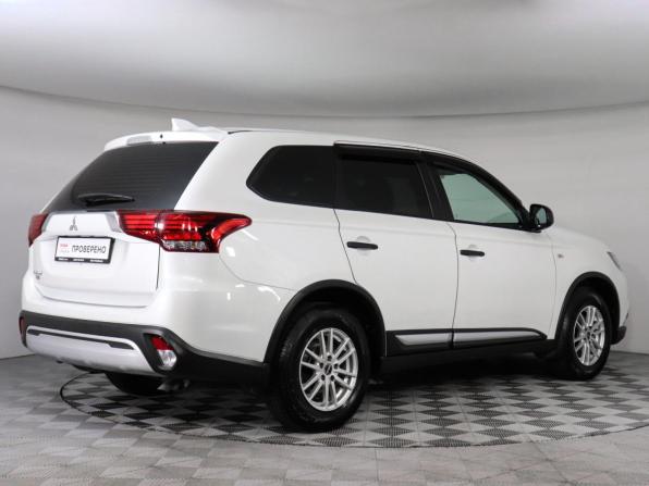 Mitsubishi Outlander III Рестайлинг 3 с пробегом 2020 года, цена 2 290 000 рублей, 32218 км, внедорожник, Автокод Объявления