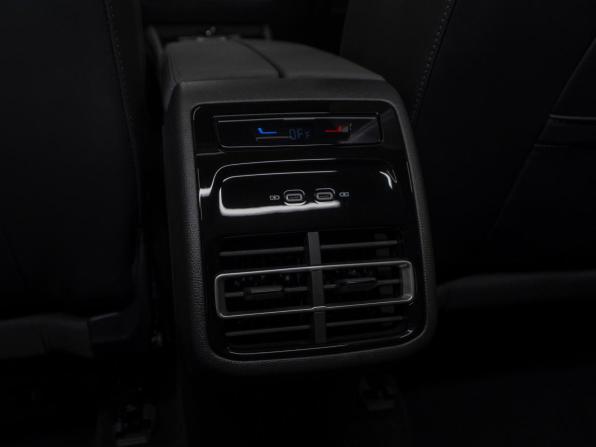 Volkswagen Tiguan III (China Market) с пробегом 2026 года, цена 4 900 000 рублей, 25 км, внедорожник, Автокод Объявления