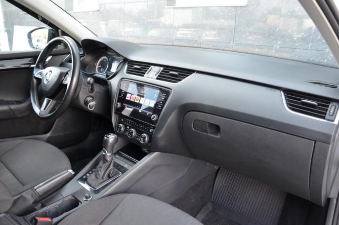 Skoda Octavia III (A7) Рестайлинг с пробегом 2018 года, цена 1 739 900 рублей, 141941 км, лифтбек, Автокод Объявления