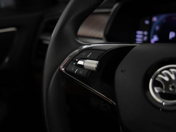 Skoda Kodiaq I Рестайлинг с пробегом 2023 года, цена 4 399 000 рублей, 27593 км, внедорожник, Автокод Объявления