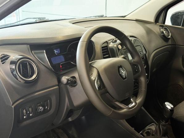 Renault Kaptur I с пробегом 2018 года, цена 1 367 000 рублей, 138608 км, внедорожник, Автокод Объявления