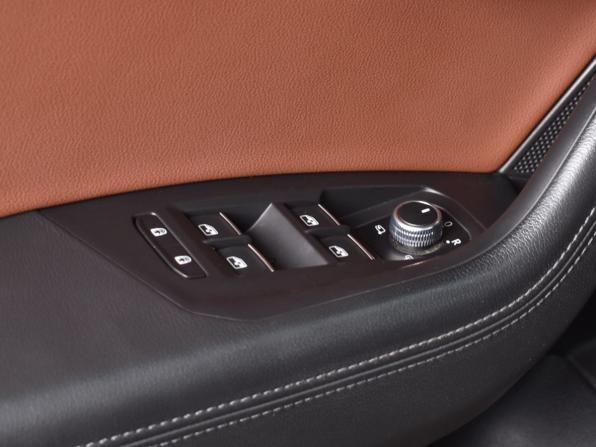 Volkswagen Touareg III с пробегом 2020 года, цена 5 599 995 рублей, 147450 км, внедорожник, Автокод Объявления
