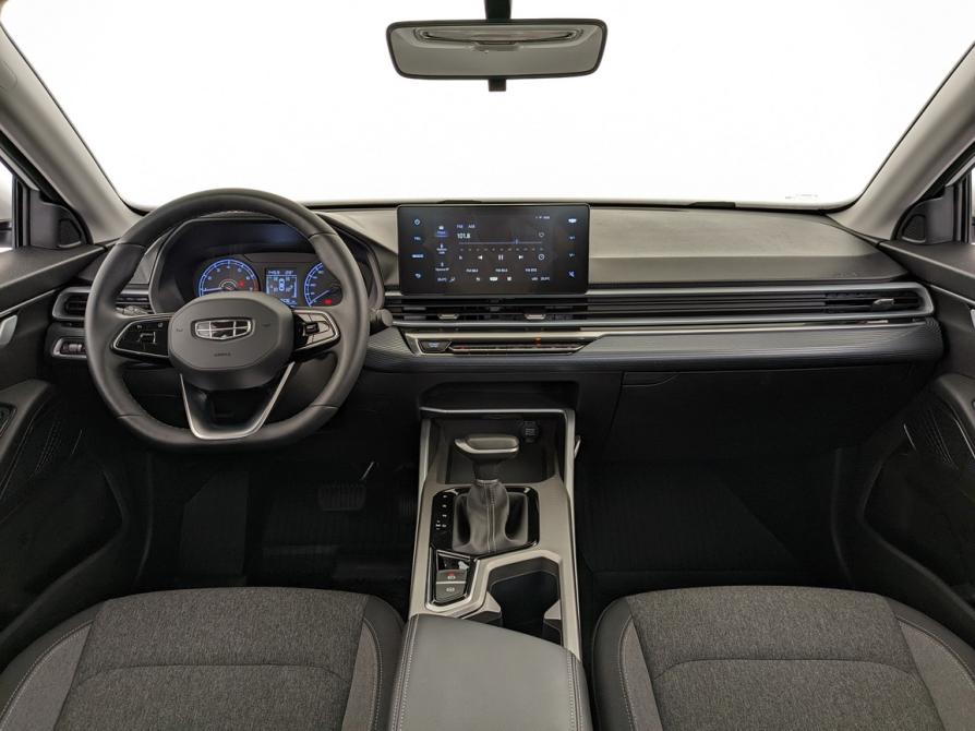 Geely Emgrand II Москва  - изображение 14