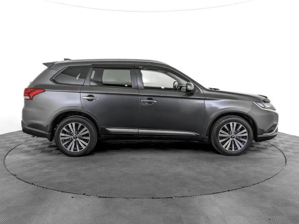 Mitsubishi Outlander III Рестайлинг 3 с пробегом 2019 года, цена 2 850 000 рублей, 48759 км, внедорожник, Автокод Объявления