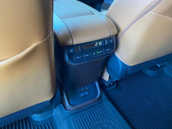 Toyota Highlander IV (XU70) с пробегом 2021 года, цена 4 474 000 рублей, 134296 км, внедорожник, Автокод Объявления
