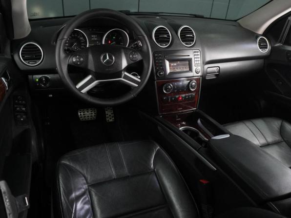Mercedes-Benz M-Класс II (W164) Рестайлинг с пробегом 2010 года, цена 1 649 000 рублей, 227261 км, внедорожник, Автокод Объявления