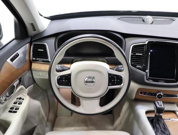 Volvo XC90 II с пробегом 2017 года, цена 3 190 000 рублей, 186681 км, внедорожник, Автокод Объявления