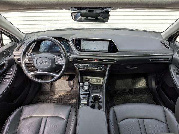 Hyundai Sonata VIII (DN8) с пробегом 2022 года, цена 2 940 000 рублей, 47846 км, седан, Автокод Объявления