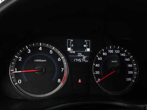 Hyundai Solaris I Рестайлинг с пробегом 2014 года, цена 859 000 рублей, 174574 км, хэтчбек, Автокод Объявления