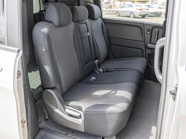 Honda Freed I Рестайлинг с пробегом 2012 года, цена 1 140 000 рублей, 114576 км, компактвэн, Автокод Объявления