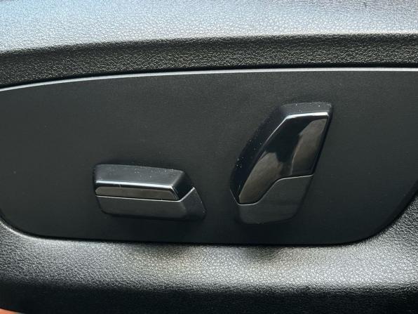 BMW 5 серии VII (G30/G31/G38) с пробегом 2017 года, цена 2 340 000 рублей, 260000 км, седан, Автокод Объявления