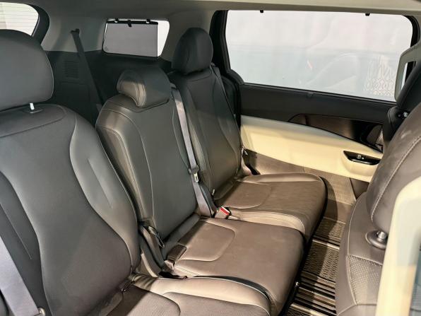 Kia Carnival IV с пробегом 2021 года, цена 3 990 000 рублей, 131234 км, минивэн, Автокод Объявления