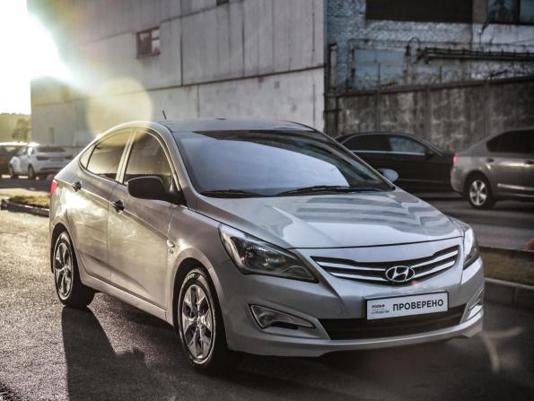 Hyundai Solaris I Рестайлинг с пробегом 2015 года, цена 889 777 рублей, 222000 км, седан, Автокод Объявления
