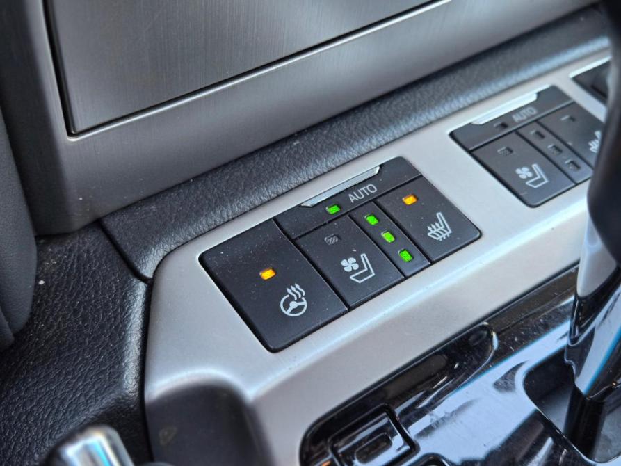 Toyota Land Cruiser 200 Series Рестайлинг 2 Санкт-Петербург  - изображение 13