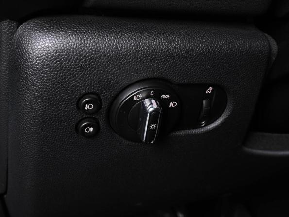 Mini Hatch III (F55/F56) с пробегом 2017 года, цена 2 179 000 рублей, 52962 км, хэтчбек, Автокод Объявления