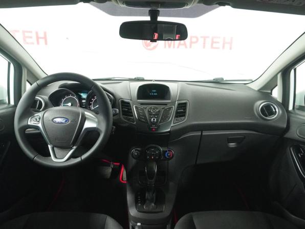 Ford Fiesta Mk6 Рестайлинг с пробегом 2015 года, цена 579 000 рублей, 189265 км, седан, Автокод Объявления